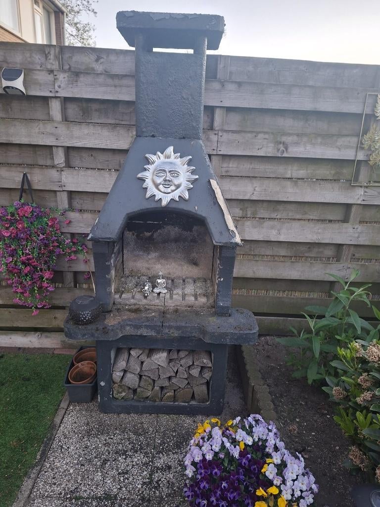 Gratis stenen bbq, Tuin en Terras, Ophalen, Gebruikt