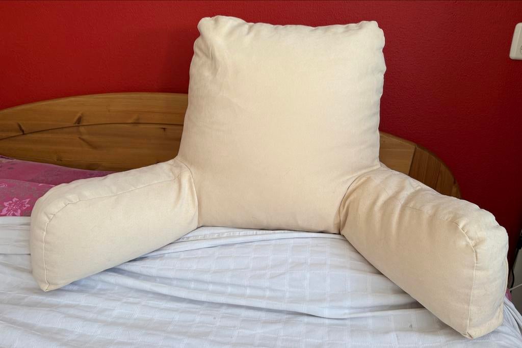 Zo goed als nieuwe rugsteun voor bed - Beige, Ophalen of Verzenden, Zo goed als nieuw, Beige, Overige vormen