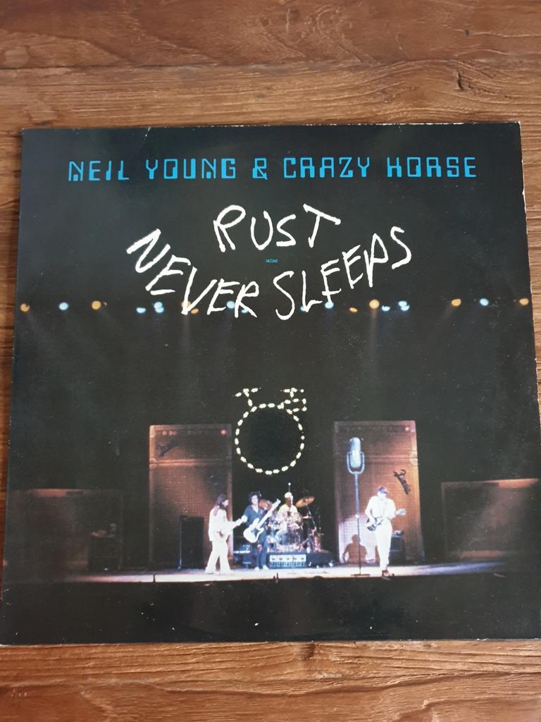 Neil Young & Crazy Horse - Rust Never Sleeps LP, Cd's en Dvd's, Ophalen of Verzenden, Gebruikt, 12 inch, Poprock