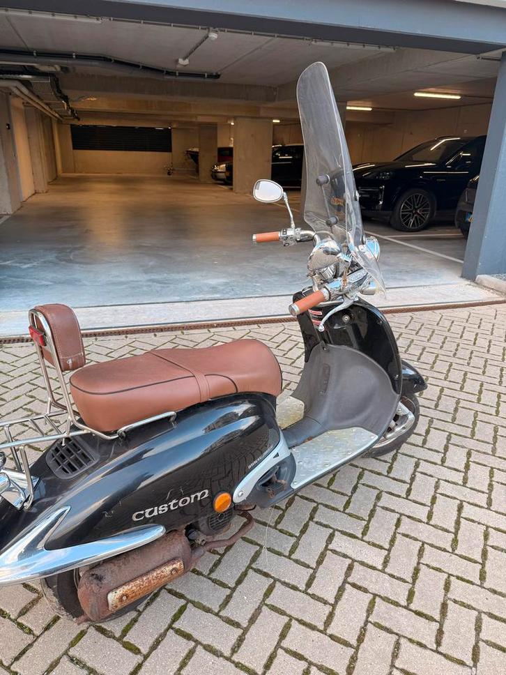 Killer Bee Custom, Fietsen en Brommers, Scooters | Overige merken, Gebruikt, Benzine, Ophalen