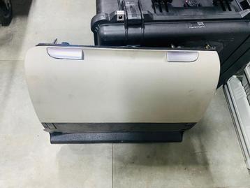 Audi A3 8p facelift handschoenenkastje beschikbaar voor biedingen