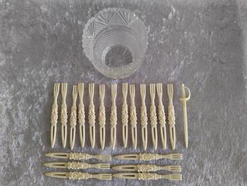 Vintage Cocktail Prikkers met Vaasje beschikbaar voor biedingen
