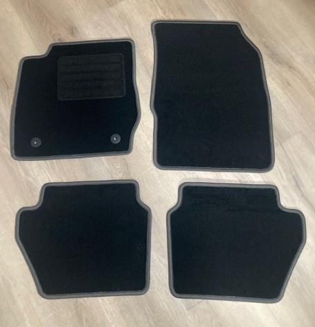 Mattenset voor een Ford Fiesta Type 6, Auto-onderdelen, Interieur en Bekleding, Ford, Nieuw, Ophalen of Verzenden