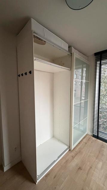 IKEA Pax Kast met glazen Schuifdeuren 236x200cm - afbeelding 10