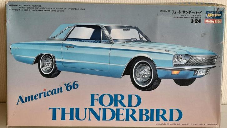HASEGAWA(HOBBY KITS)FORD THUNDERBIRD(1:24)BOUWPAKKET(1987), Hobby en Vrije tijd, Modelbouw | Auto's en Voertuigen, Zo goed als nieuw