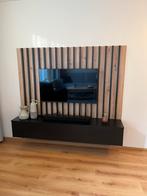 Moderne TV-wandmeubel, Eikenhout, Ophalen of Verzenden, Zo goed als nieuw, 150 tot 200 cm
