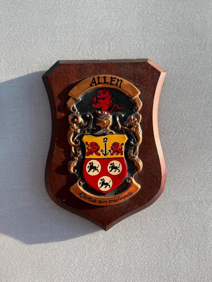 Allen Familie Wapenschild Op Eikenhout, Antiek en Kunst, Antiek | Woonaccessoires, Ophalen of Verzenden