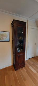 Antieke vitrinekast met glazen deur, Antiek en Kunst, Ophalen