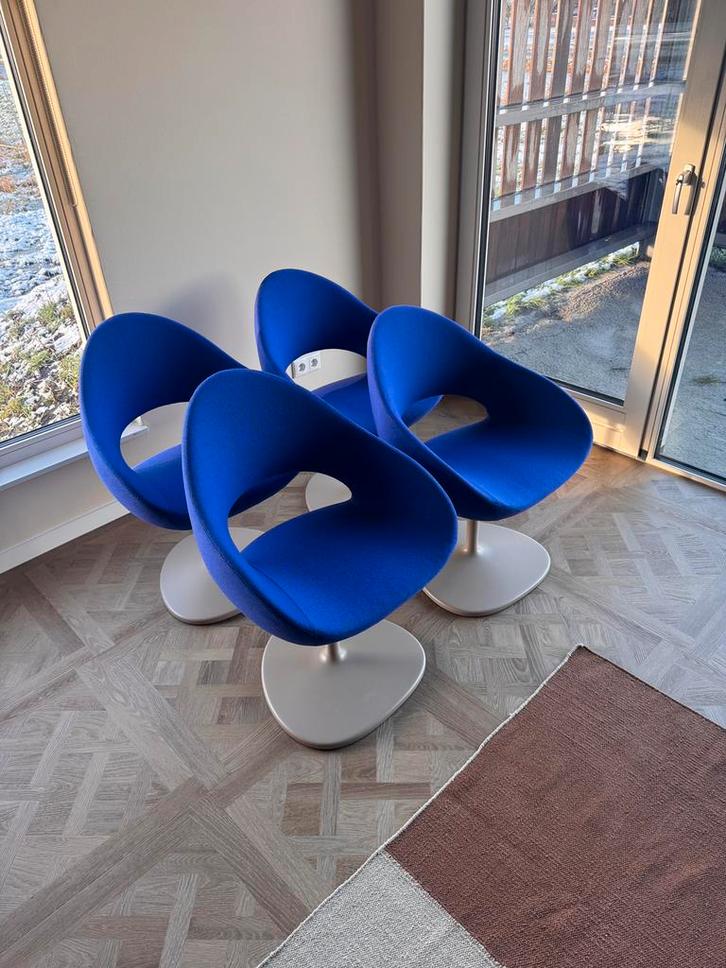 4x Artifort Shark stoel op draaipoot, Huis en Inrichting, Fauteuils, Zo goed als nieuw, 50 tot 75 cm, 75 tot 100 cm, Ophalen