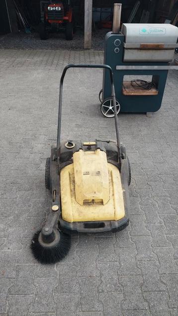 Kärcher Veegmachine - Oplaadbaar beschikbaar voor biedingen