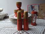retro vintage zout peper eierdoppen en een zandloper, Huis en Inrichting, Keuken | Servies, Ophalen of Verzenden, Keramiek, Overige stijlen