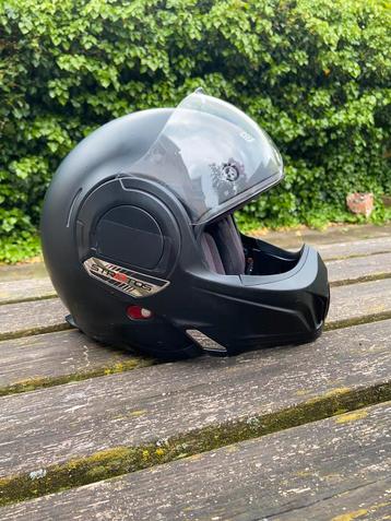 Beon motor/scooter helm beschikbaar voor biedingen