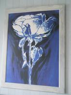 blauw schilderij met witte roos (afm. 90 cm x 70 cm), Schilderij, Zo goed als nieuw, 50 tot 75 cm, Ophalen