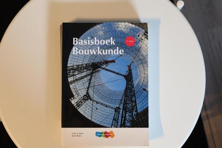 Basisboek Bouwkunde 5e druk, Boeken, Techniek, Zo goed als nieuw, Bouwkunde, Verzenden