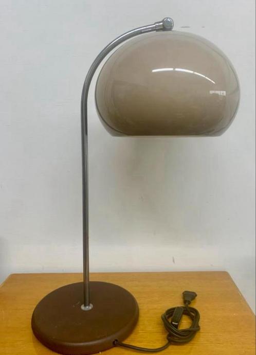Vintage space age lamp - jaren 70, Huis en Inrichting, Lampen | Tafellampen, Gebruikt, 50 tot 75 cm, Kunststof, Metaal, Ophalen