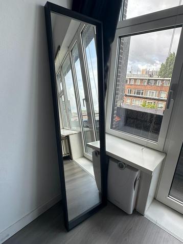 Black Framed Full-length  Mirror  beschikbaar voor biedingen