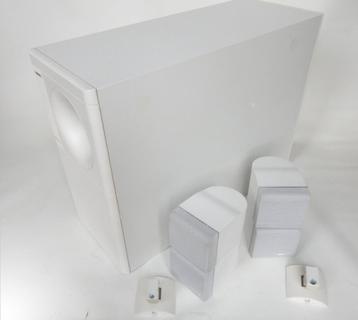 Bose Acoustimass 5 Series II luidsprekerset in mooie staat. beschikbaar voor biedingen