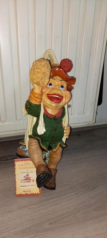 Efteling Laaf Beelden 1990 met Paspoort (4 stuks) beschikbaar voor biedingen