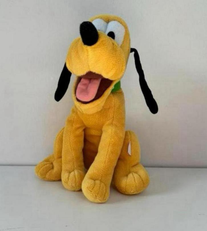 Pluto knuffel 23 cm, Kinderen en Baby's, Speelgoed | Knuffels en Pluche, Zo goed als nieuw, Overige typen, Ophalen
