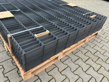 12.5 meter dubbelstaafmat hekwerk, hoogte 183 centimeter! beschikbaar voor biedingen