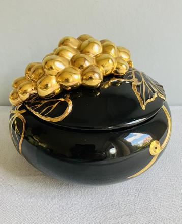 Zwart gouden druiven vintage cookie jar dekselschaal Bassano beschikbaar voor biedingen