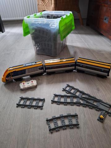 LEGO City Treinen Passagierstrein - 60197 - met veel rails beschikbaar voor biedingen