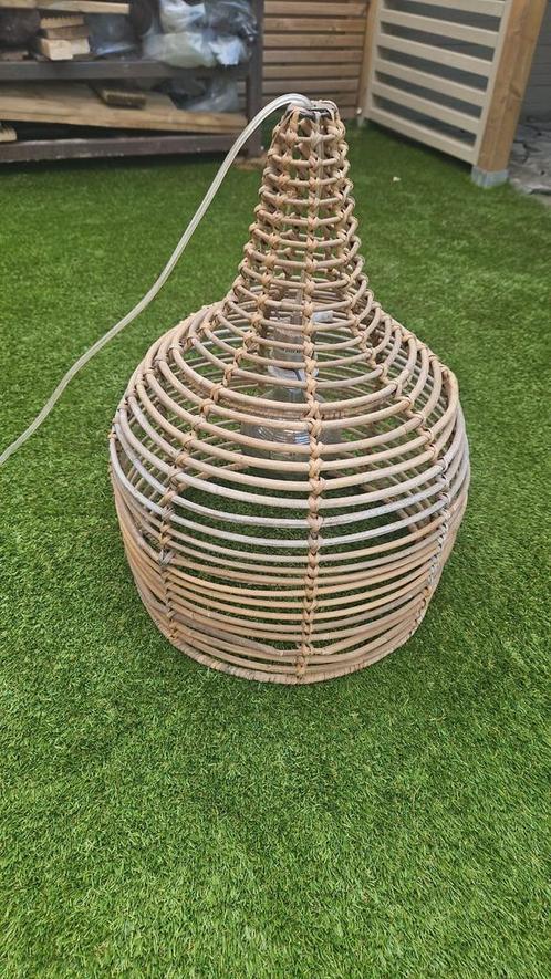 2 grote rotan bamboe hanglampen, Huis en Inrichting, Lampen | Lampenkappen, Zo goed als nieuw, Rond, Ophalen