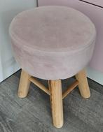 Roze krukje met houten poten, Huis en Inrichting, Krukjes, Ophalen, Zo goed als nieuw, Hout