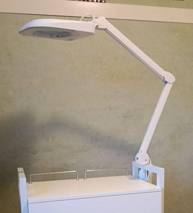 loeplamp pedicure o.a., Witgoed en Apparatuur, Persoonlijke-verzorgingsapparatuur, Zo goed als nieuw, Hand- en Voetverzorging