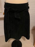 Suede rok met centuur, Ophalen of Verzenden, Zo goed als nieuw