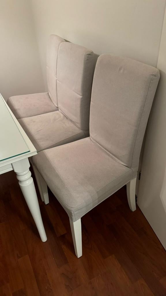 Ikea Bergmund Stoelen - Lichtgrijs, Ophalen, Scandinavisch, Zo goed als nieuw, Stof