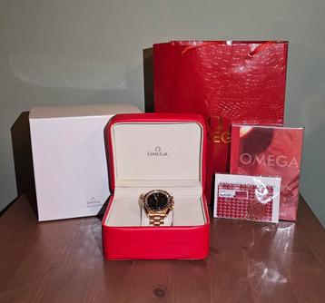 Moet weg! Omega Moonwatch – roségoud met zwarte wijzerplaat  beschikbaar voor biedingen