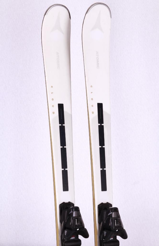 143 150 157 164 dames skis ATOMIC CLOUD C11 2024, white, gr, 140 tot 160 cm, Gebruikt, Ophalen of Verzenden, Carve