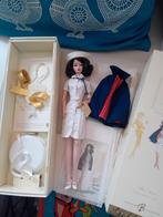Barbie doll poppen silkstone the nurse mattel toys speelgoed, Verzamelen, Verzenden