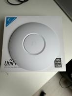 Ubiquiti UniFi AP-AC LITE, Computers en Software, Accesspoints, Ophalen of Verzenden, Gebruikt, Ubiquiti UniFi