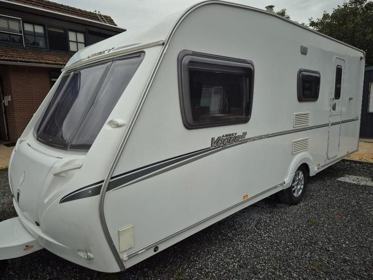 Swift Vogue 520 met mover/stapelbed/voortent, Caravans en Kamperen, Caravans, Bedrijf, tot en met 4, 1000 - 1250 kg, Overige, Swift