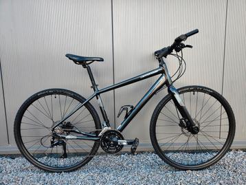 Cannondale Quick 5 Disc Cross Hybride / Fitnessbike.

Maat M beschikbaar voor biedingen