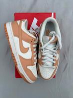 Nike Dunk Low Harvest Moon - Maat 37.5, Kleding | Dames, Schoenen, --, Nieuw, Oranje, Ophalen of Verzenden