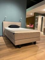 Senioren boxspring beige elektrisch verstelbaar 120x200 cm., Ophalen, Key West, Nieuw, Twijfelaar