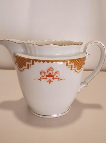 Seltman Weiden kannetje met art deco motief en goudrand beschikbaar voor biedingen