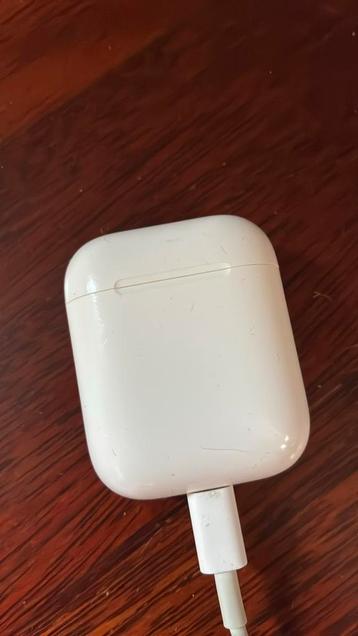 Apple Airpods gen 2 Batterij onbetrouwbaar! beschikbaar voor biedingen