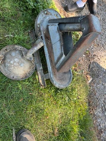 Weidepomp beschikbaar voor biedingen