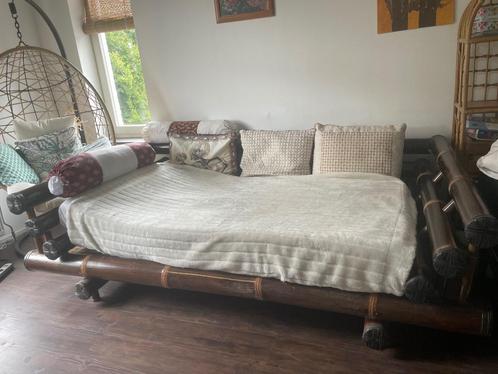 Bali bamboe bed, Huis en Inrichting, Banken | Bankstellen, Zo goed als nieuw, Rechte bank, Driepersoons, 150 tot 200 cm, 125 tot 150 cm