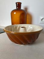Vintage Brown aardewerk Cake Vorm, Ophalen of Verzenden, Gebruikt