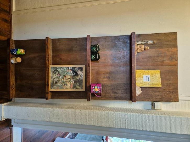 Wandrek / wandkast happinez notenhout, Huis en Inrichting, Kasten | Wandmeubels, Zo goed als nieuw, 100 tot 150 cm, Minder dan 150 cm