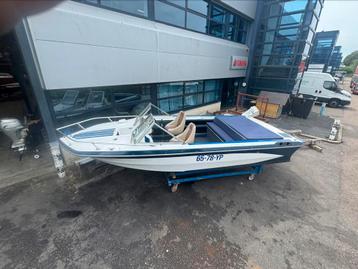 Glastron v184 beschikbaar voor biedingen