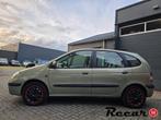 Renault Scénic - 1.6-16V Expression/2xPano/Clima/Trekhaak, Gebruikt, 1225 kg, 4 cilinders, Bruin