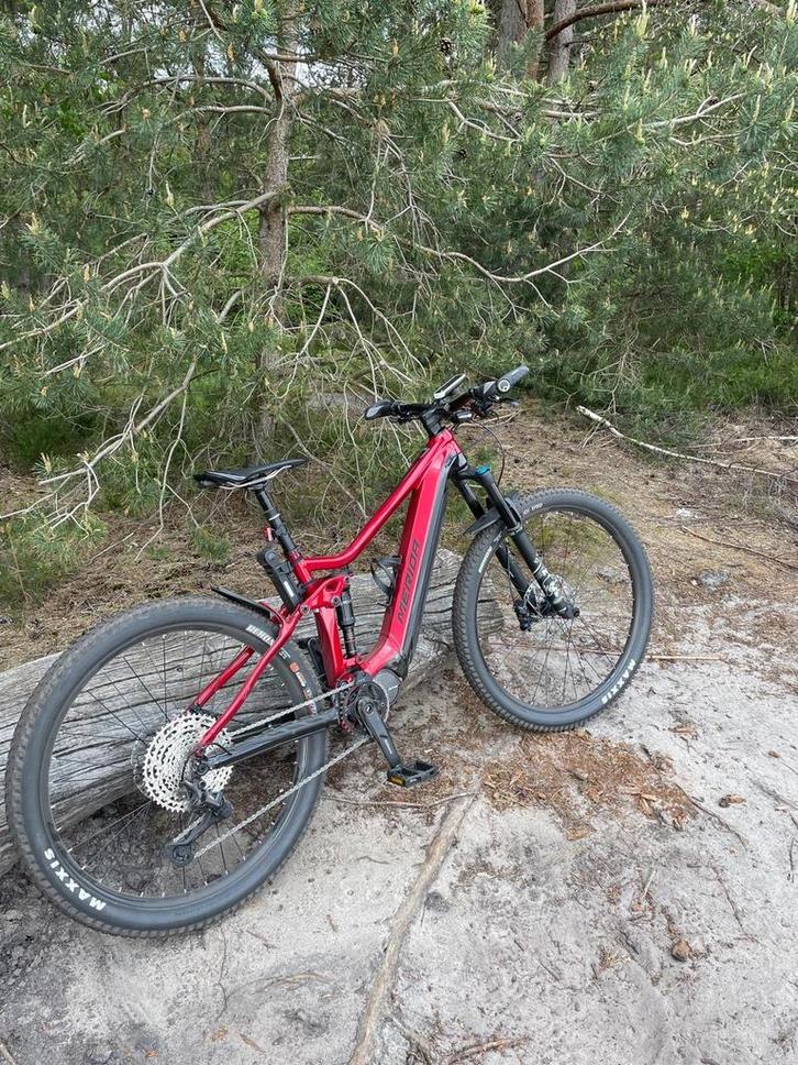 Merida eONE-FORTY 700 E-Mountainbike, Fietsen en Brommers, Elektrische fietsen, Zo goed als nieuw, Overige merken, 51 tot 55 cm