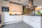 Moderne witte L keuken incl. diverse inbouw apparatuur, Huis en Inrichting, Keuken | Complete keukens, Ophalen, Gebruikt, Wit