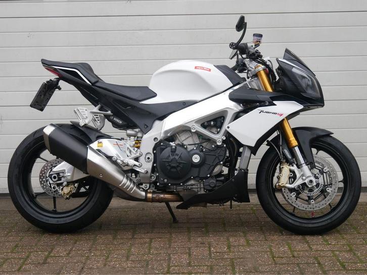 APRILIA TUONO V4 (bj 2015), Motoren, Motoren | Aprilia, Particulier, Naked bike, meer dan 35 kW, 4 cilinders, Motorrijbewijs A